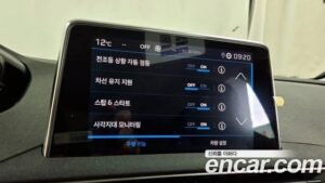 Peugeot 3008 1.2 Pure Tech ALLURE 2022 года из Южной Кореи