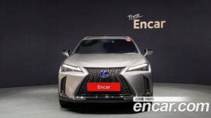 Lexus UX 2.0 F-Sport 2WD 2022 года из Южной Кореи