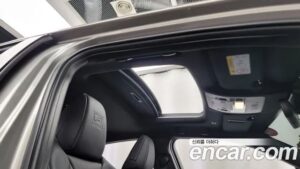 Lexus UX 2.0 F-Sport 2WD 2022 года из Южной Кореи