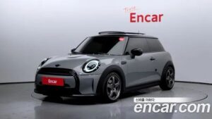 Mini Cooper CLASSIC Plus 2022 года из Южной Кореи