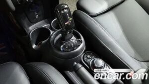 Mini Cooper CLASSIC Plus 2022 года из Южной Кореи