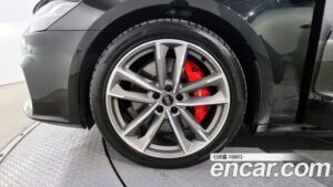Audi A7 55 TFSI 4WD Premium 2021 года из Южной Кореи