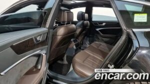 Audi A7 55 TFSI 4WD Premium 2021 года из Южной Кореи