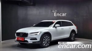 Volvo V90 B5 PRO AWD 2021 года из Южной Кореи
