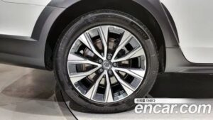 Volvo V90 B5 PRO AWD 2021 года из Южной Кореи