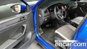 Volkswagen T-Roc 2.0 TDI Premium 2021 года из Южной Кореи