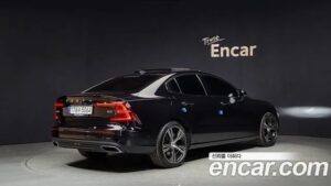 Volvo S60 B5 Inscription 2021 года из Южной Кореи