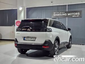 Peugeot 5008 1.5 BlueHDi ALLURE 2021 года из Южной Кореи