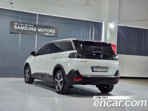 Peugeot 5008 1.5 BlueHDi ALLURE 2021 года из Южной Кореи