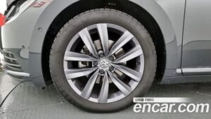 Volkswagen Arteon 2.0 TDI Premium 2020 года из Южной Кореи