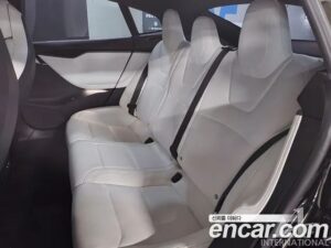 Tesla Model S P100D 2019 года из Южной Кореи