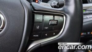 Lexus ES Luxury Plus 2021 года из Южной Кореи