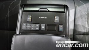 Lexus ES Luxury Plus 2021 года из Южной Кореи