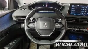Peugeot 5008 1.5 BlueHDi ALLURE 2020 года из Южной Кореи