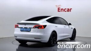 Tesla Model 3 Performance 2021 года из Южной Кореи