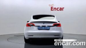 Tesla Model 3 Performance 2021 года из Южной Кореи