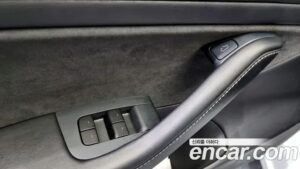 Tesla Model 3 Performance 2021 года из Южной Кореи
