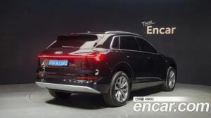 Audi e-tron 55 4WD 2022 года из Южной Кореи