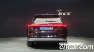 Audi e-tron 55 4WD 2022 года из Южной Кореи