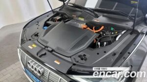 Audi e-tron 55 4WD 2022 года из Южной Кореи