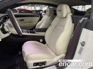 Bentley Continental 4.0 GT 2021 года из Южной Кореи