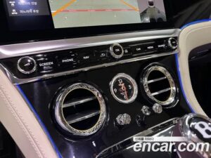 Bentley Continental 4.0 GT 2021 года из Южной Кореи