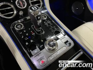 Bentley Continental 4.0 GT 2021 года из Южной Кореи