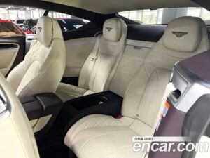 Bentley Continental 4.0 GT 2021 года из Южной Кореи