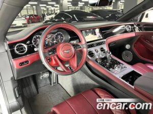 Bentley Continental 4.0 GT 2020 года из Южной Кореи