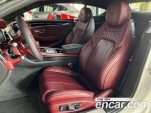Bentley Continental 4.0 GT 2020 года из Южной Кореи