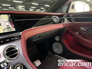 Bentley Continental 4.0 GT 2020 года из Южной Кореи