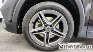 Mercedes-Benz GLB-Class GLB250 4MATIC 2021 года из Южной Кореи