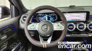 Mercedes-Benz GLB-Class GLB250 4MATIC 2021 года из Южной Кореи