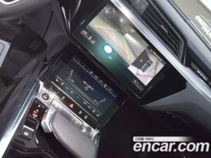 Audi e-tron 55 4WD 2022 года из Южной Кореи