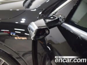 Audi e-tron 55 4WD 2022 года из Южной Кореи