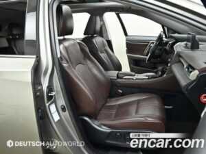 Lexus RX Executive 2021 года из Южной Кореи