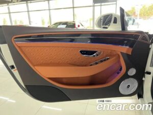 Bentley Continental 4.0 GT 2022 года из Южной Кореи