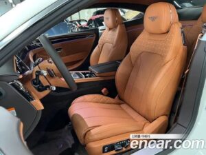 Bentley Continental 4.0 GT 2022 года из Южной Кореи