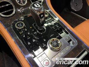 Bentley Continental 4.0 GT 2022 года из Южной Кореи