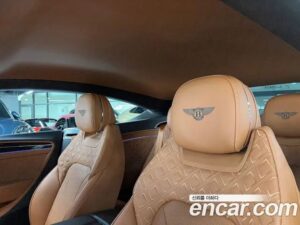 Bentley Continental 4.0 GT 2022 года из Южной Кореи