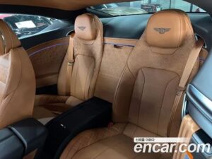 Bentley Continental 4.0 GT 2022 года из Южной Кореи