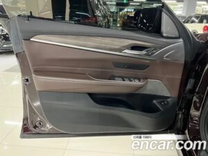 BMW Gran Turismo 640i xDrive M Sport 2020 года из Южной Кореи