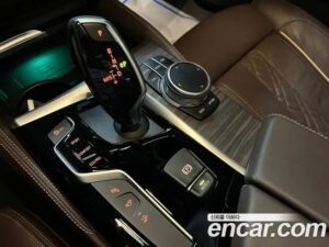 BMW Gran Turismo 640i xDrive M Sport 2020 года из Южной Кореи