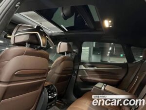 BMW Gran Turismo 640i xDrive M Sport 2020 года из Южной Кореи