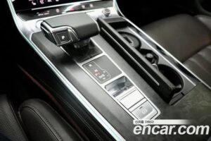 Audi A7 55 TFSI 4WD Premium 2020 года из Южной Кореи