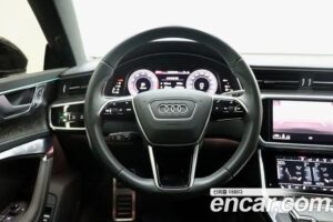 Audi A7 55 TFSI 4WD Premium 2020 года из Южной Кореи