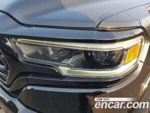 Dodge Ram Pick Up 5.7 2021 года из Южной Кореи