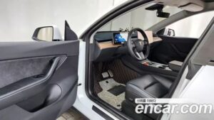 Tesla Model Y Standard RANGE 2021 года из Южной Кореи