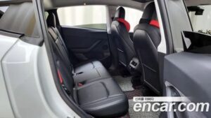 Tesla Model Y Standard RANGE 2021 года из Южной Кореи
