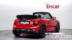 Mini Cooper Convertible JCW 2022 года из Южной Кореи